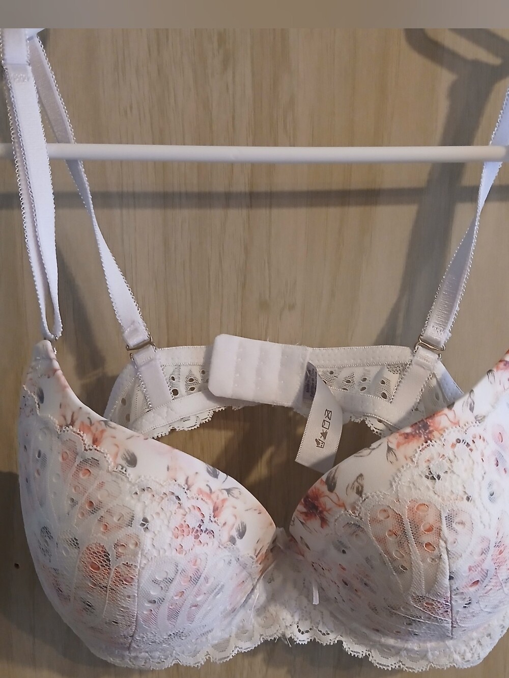 Sophia B White Lace with Pink Floral with Adjustable Straps Underwire Bra Sz 36C